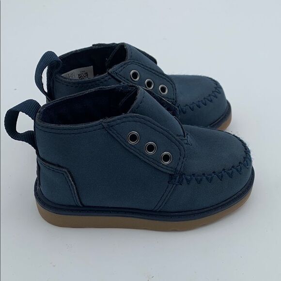 Toms Blue Moccasins with Suede Texture chukka boots size 6 toddler nwot - Picture 4 of 10